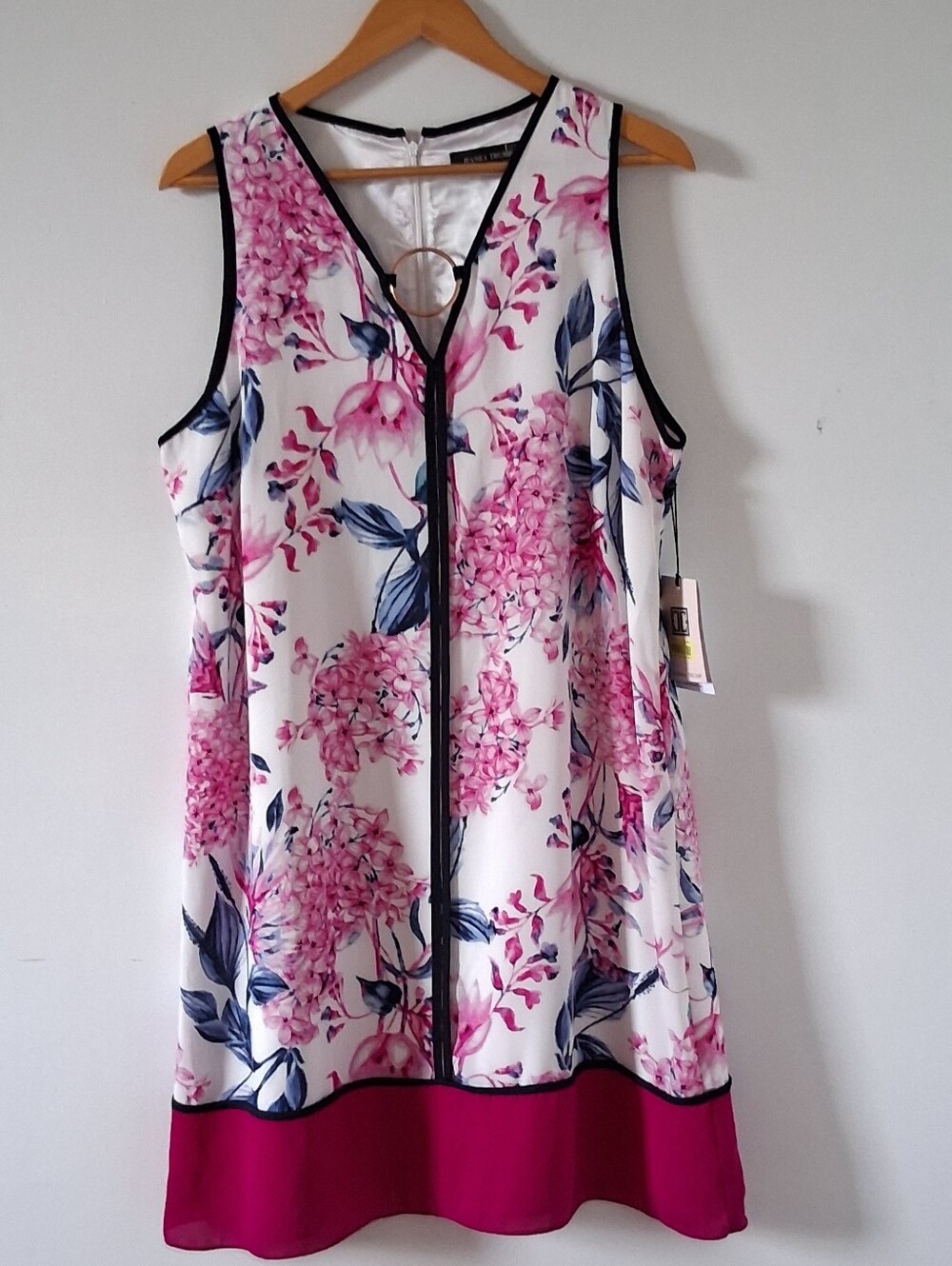 Ivanka Trump Sleeveless Floral V-Neck Shift Dress Size 16 Pink Blue White New